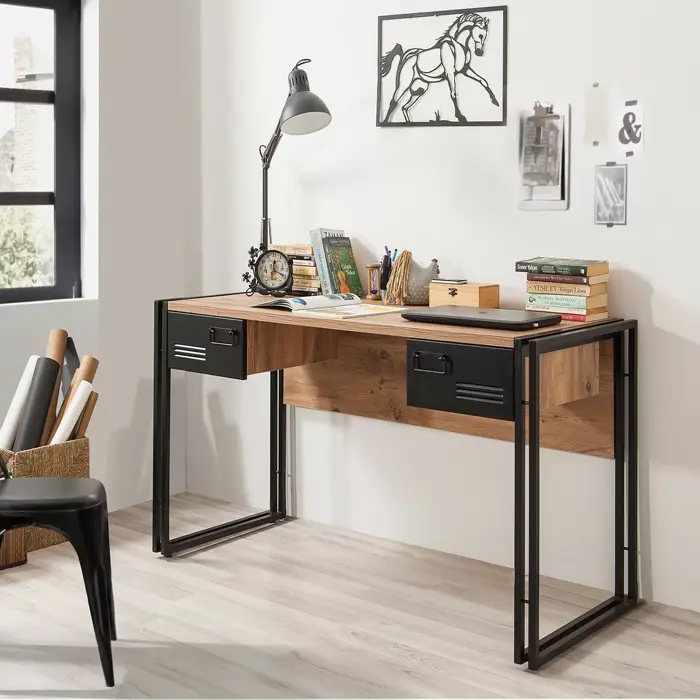 Çalışma Masaları