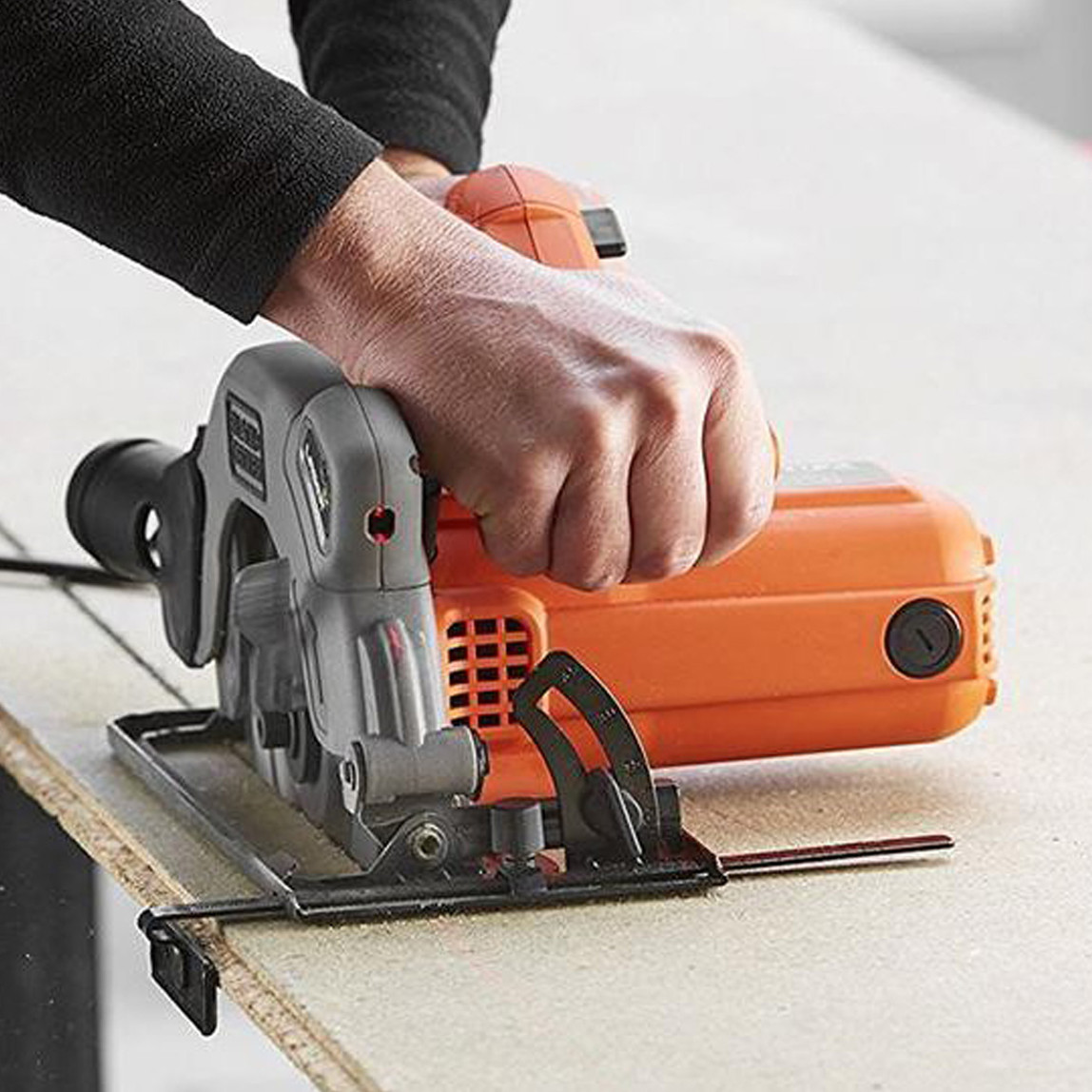   Black&Decker CS1250L 1250W 190 mm Daire Testere  