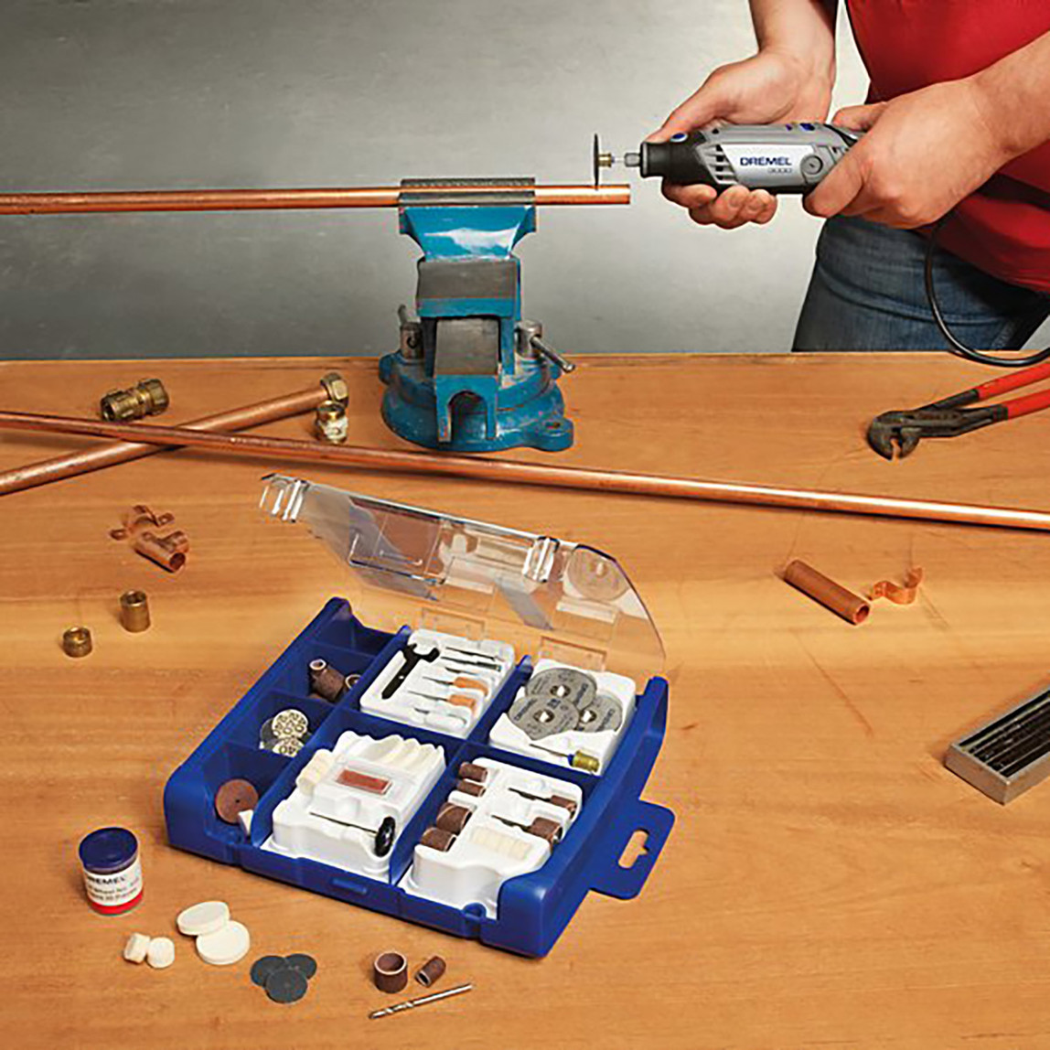    Dremel Aksesuar Seti 100 Parça 2615S723JA 