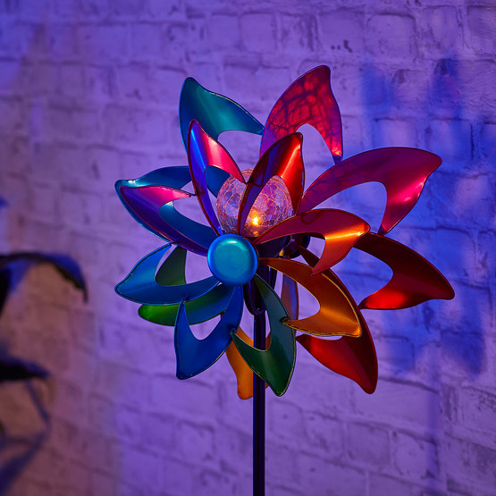 Bauhaus Solar Rüzgar Gülü