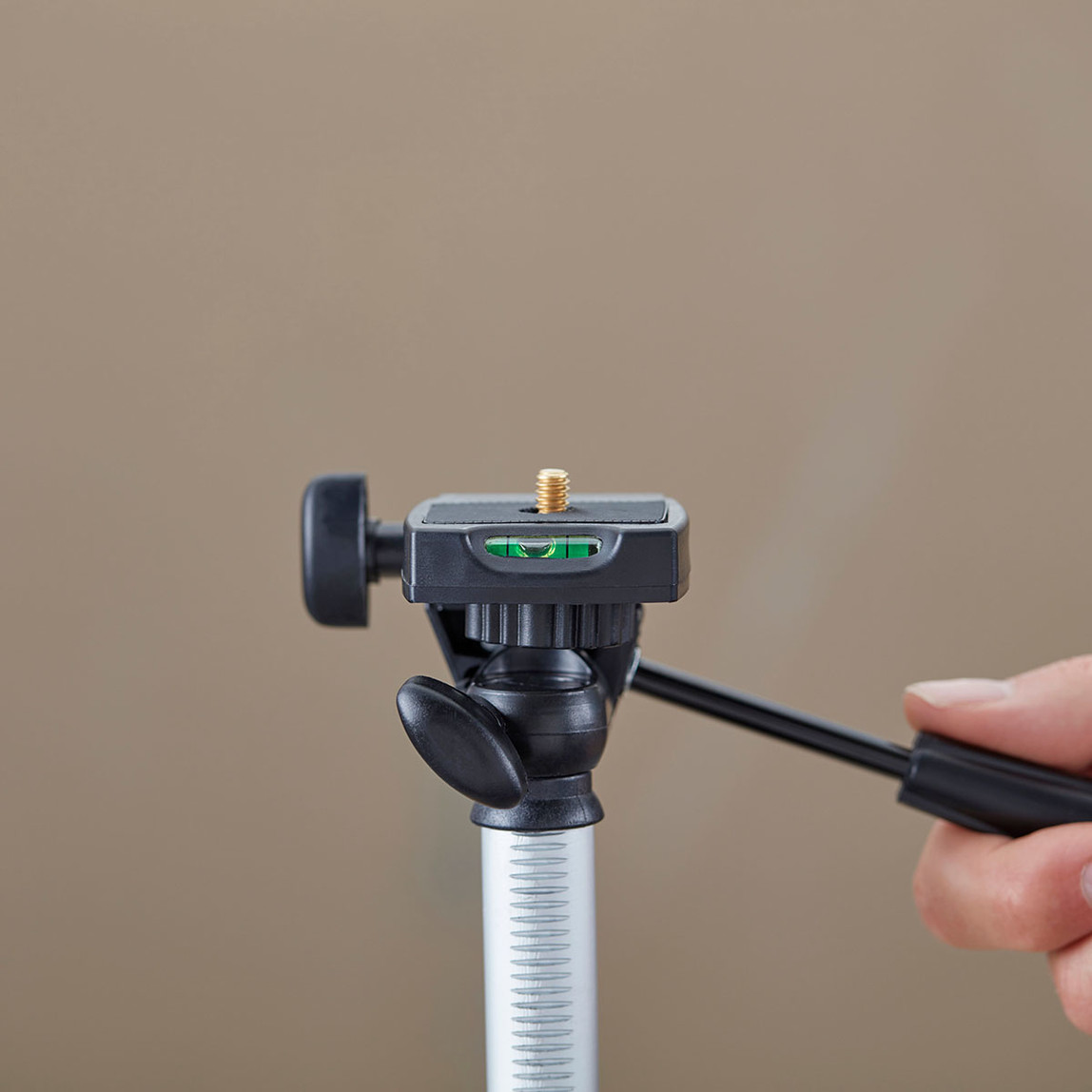    Stanley 1-77-201 Kamera ve Lazer Tripod 