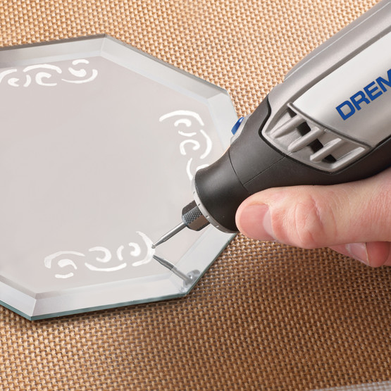Dremel 3000 F0133000JC 130W 15 Parça Aksesuarlı Çok Amaçlı El Motoru
