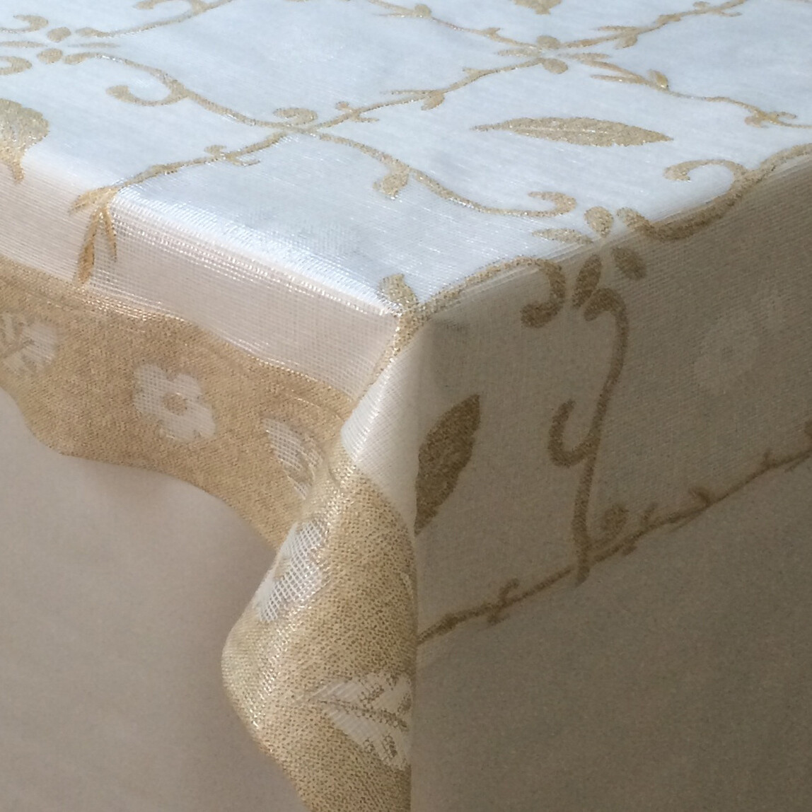    Taner Pvc 135 cm Masa Örtüsü Bej 