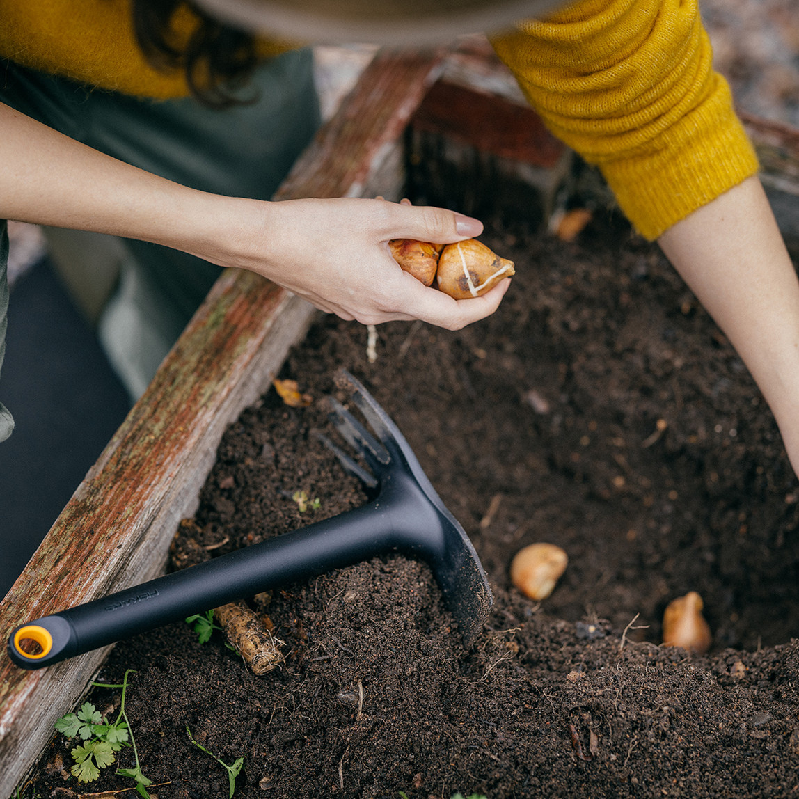    Fiskars 137040 Bahçıvan Çapası  