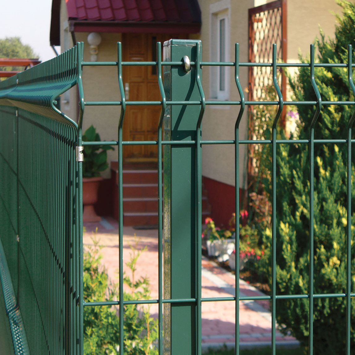    Nylofor Süper Plast Panel Çit  