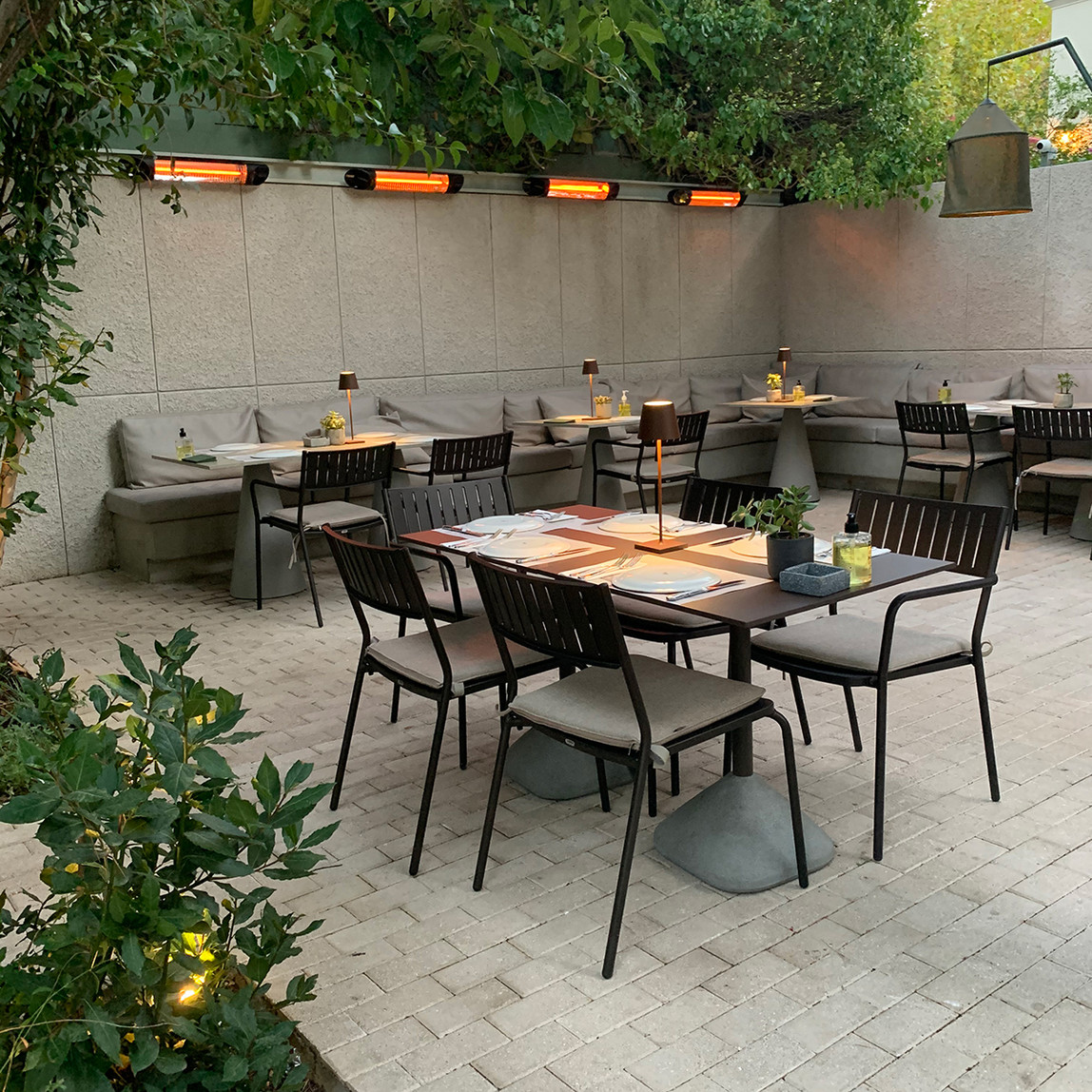    Veito Infrared 2500W Blade S Duvar Tipi Isıtıcı Siyah  