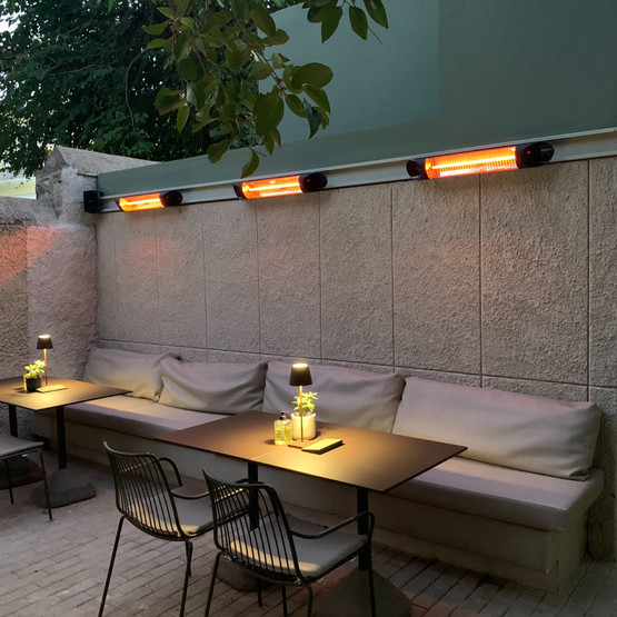 Veito Infrared 2500W Blade S Duvar Tipi Isıtıcı Siyah 