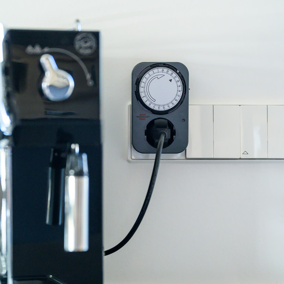 Brennenstuhl Mekanik Zaman Saati 