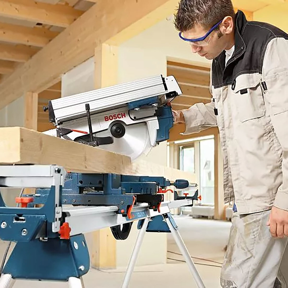    Bosch Profesyonel GTM-12JL 1800W 305 mm Gönye Testere  