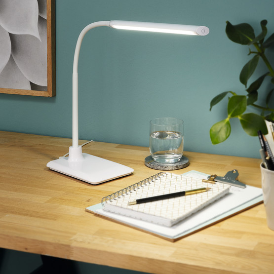 Eglo Laroa Masa Lambası Beyaz 4,5W Led  