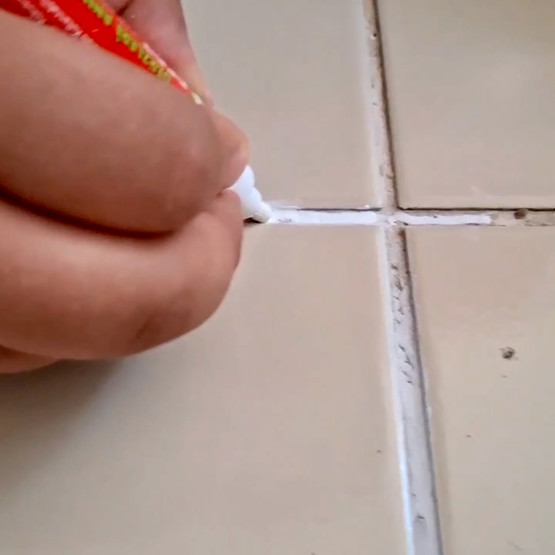 Vodaseal Derz Yenileme Kalemi Beyaz