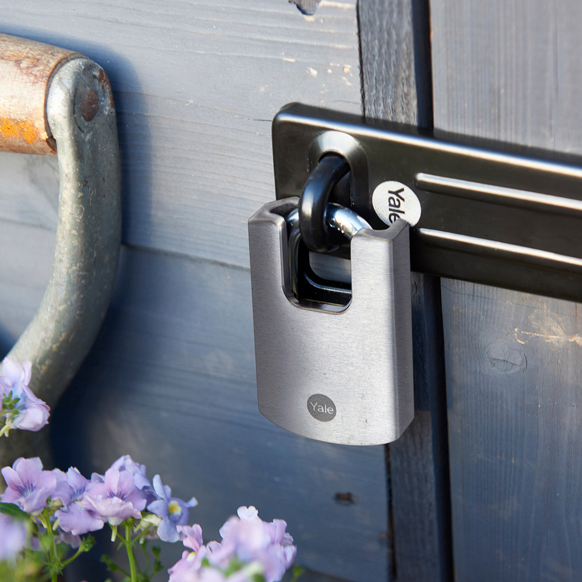    Yale 50mm DMU Muhafazalı Krom Kaplamalı Asma Kilit  