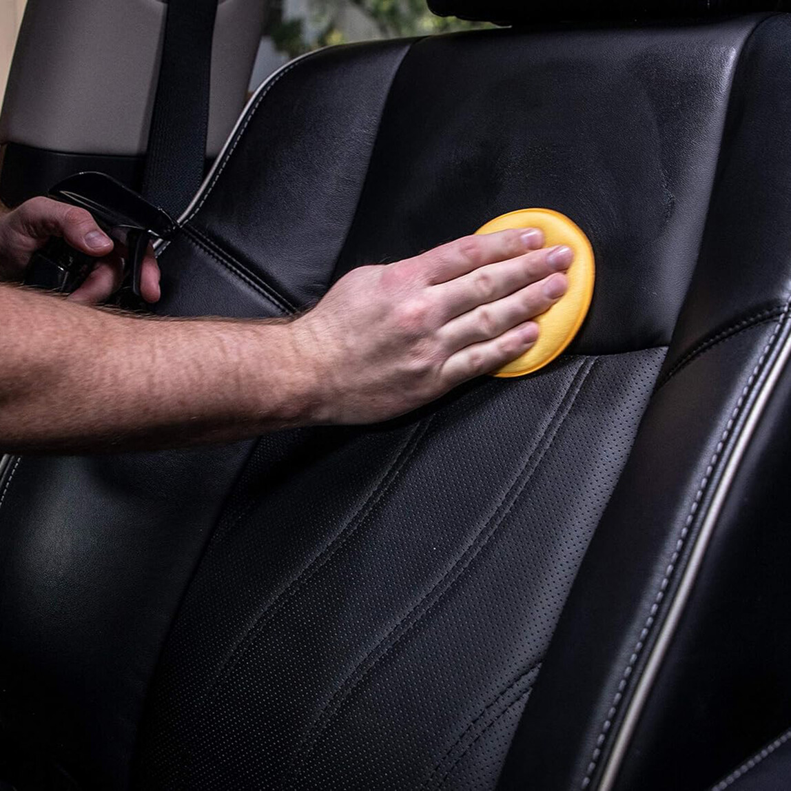    Meguiars Gold Class Deri Koruyucu 473 ml  