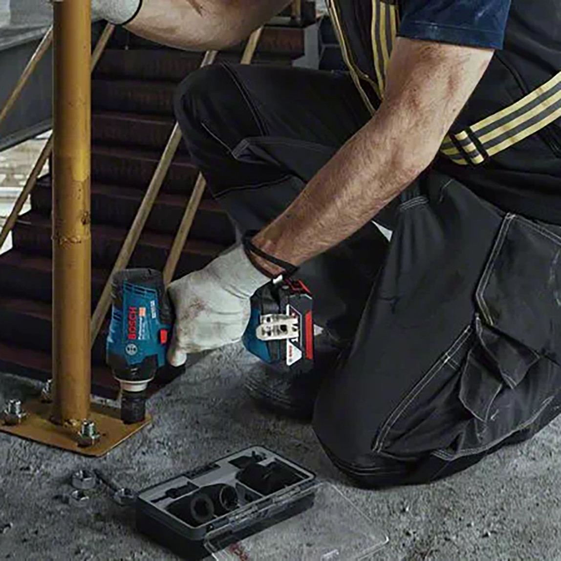    Bosch Profesyonel GDS 18V-400 5 Ah Çift Akülü Li-ion Darbeli Akülü Vidalama   