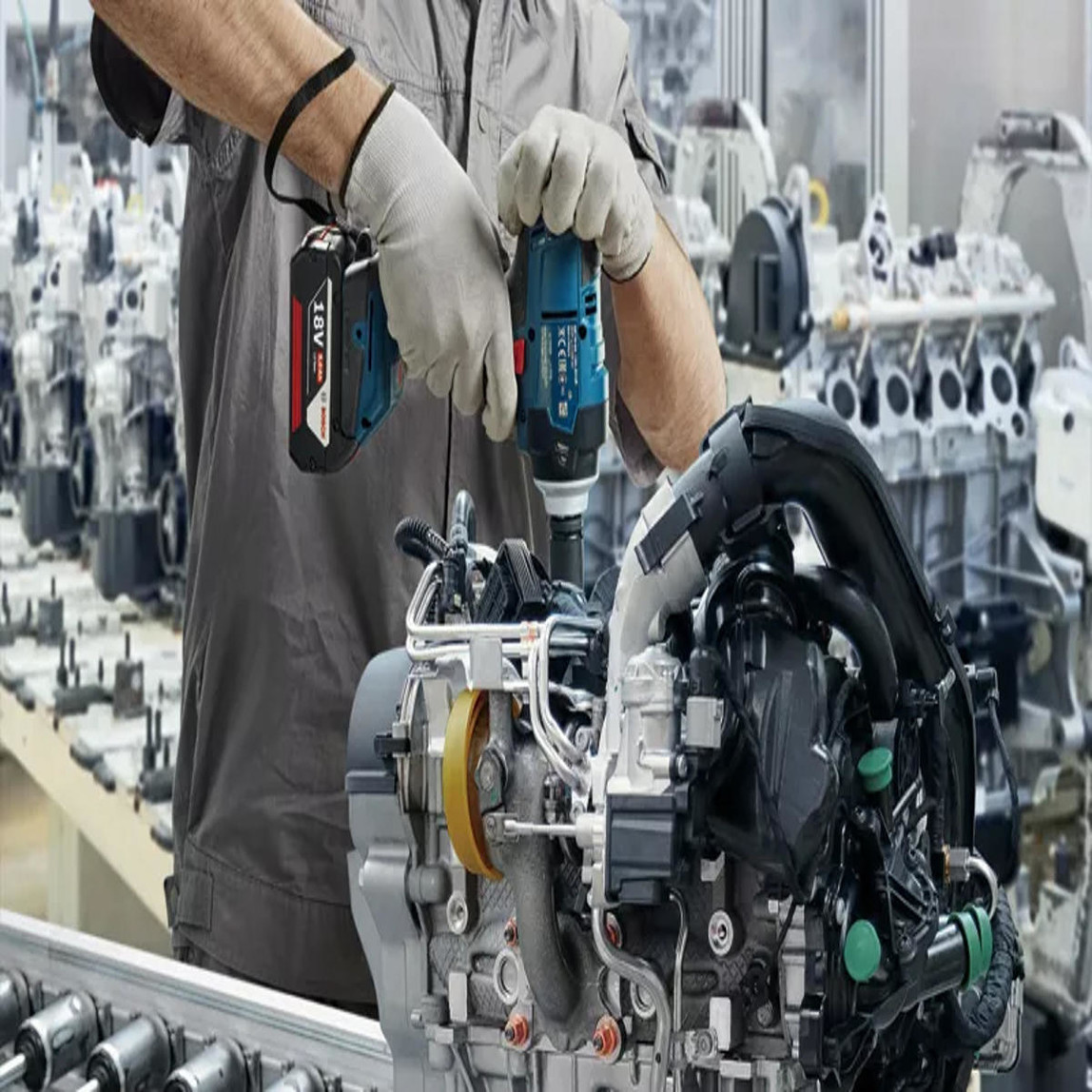   Bosch Profesyonel GDS 18V-400 5 Ah Çift Akülü Li-ion Darbeli Akülü Vidalama   
