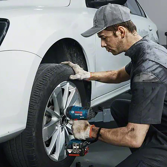 Bosch Profesyonel GDS 18V-400 5 Ah Çift Akülü Li-ion Darbeli Akülü Vidalama  