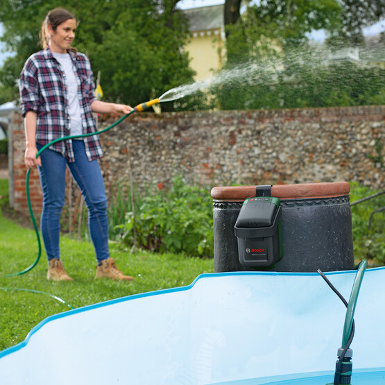 Bosch GardenPump 18-2000 Akülü Bahçe Sulama Pompası 