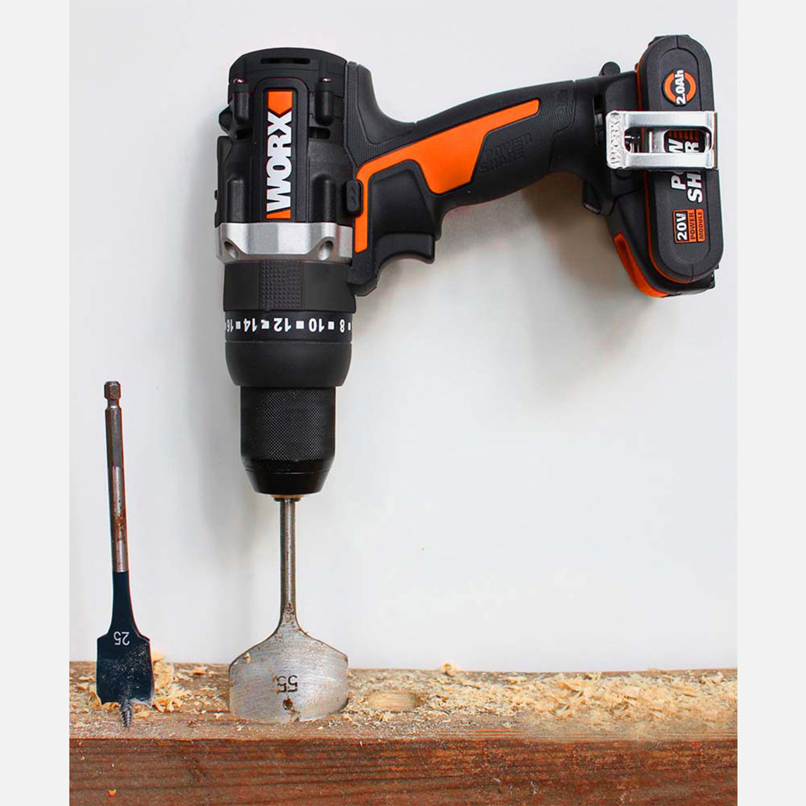    Worx WX102 20 V 2 Ah Çift Akülü Li-ion Darbeli Akülü Matkap   