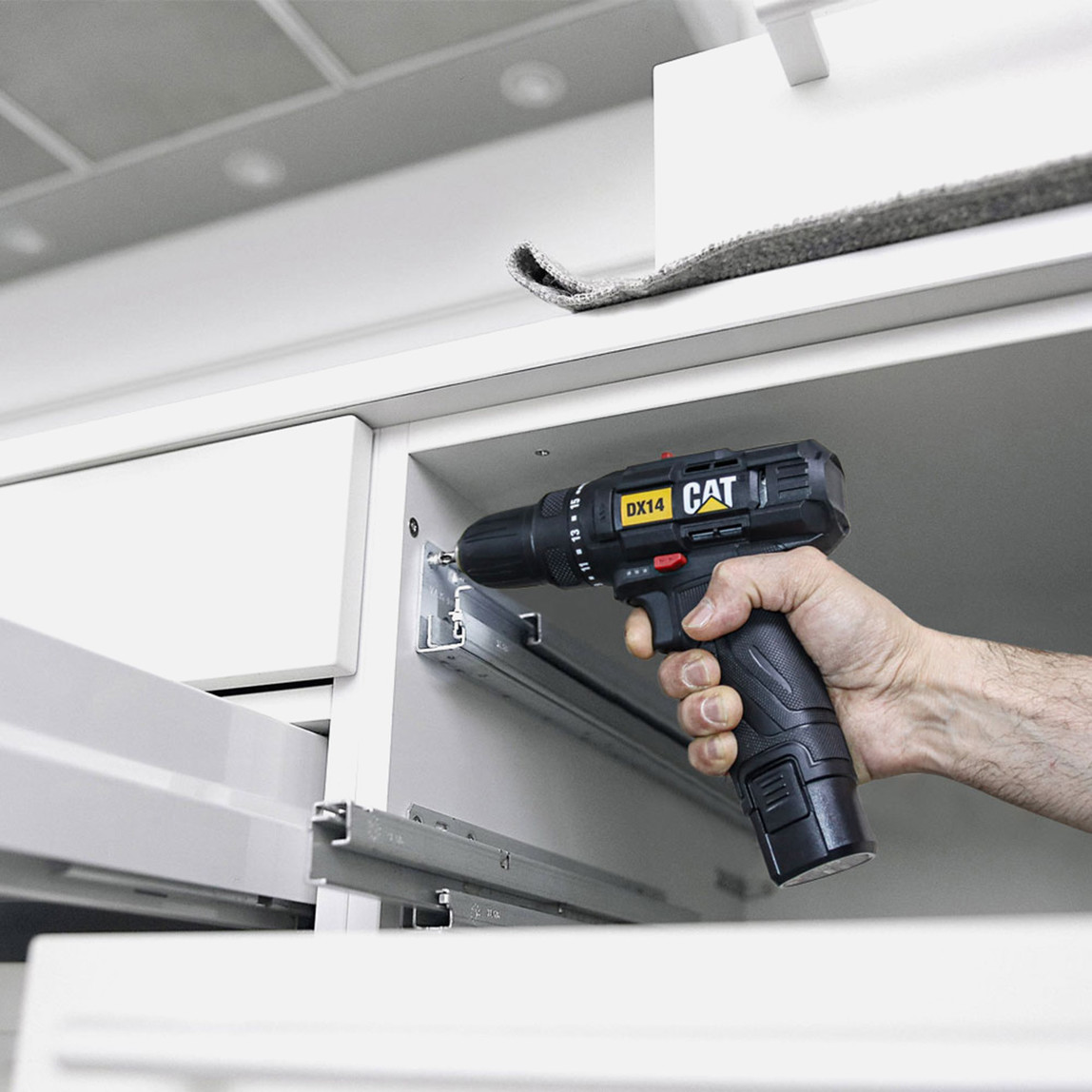    CAT DX14 12Volt/2.0Ah Li-ion Profesyonel Şarjlı Matkap  