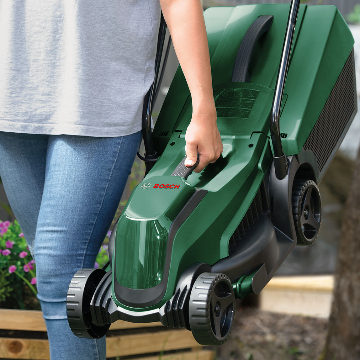    Bosch Easymower 18V Solo Çim Biçme Makinesi (Akü ve Şarj Cihazı Dahil Değildir) 