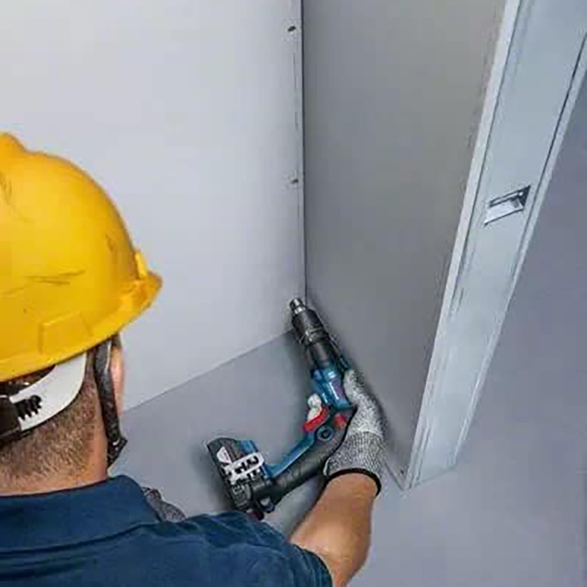    Bosch GTB 185-LI 2 x 2.0 Ah. Akülü Vidalama  