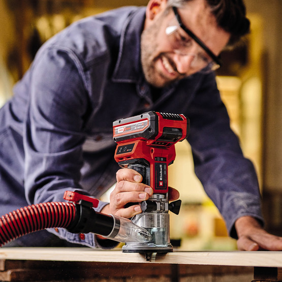 Einhell TP-ET 18 Li BL - Solo Kömürsüz Akülü Kenar Freze Makinesi (Akü ve Şarj Cihazı Dahil Değildir.)