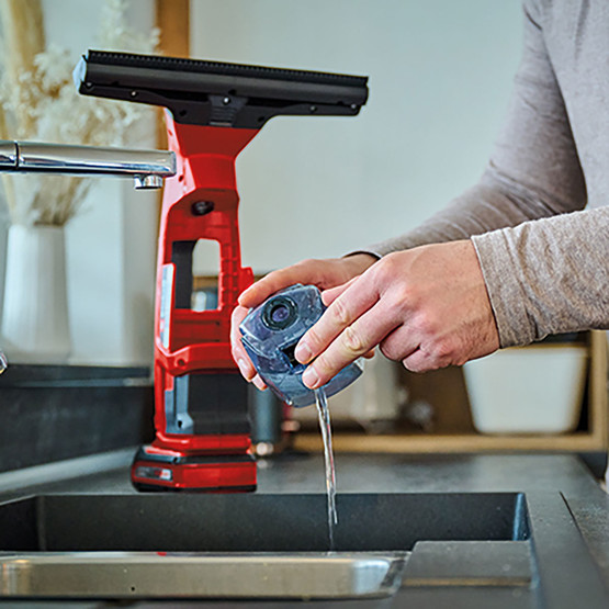 Einhell Brillianto Solo Akülü Cam Temizleme Makinesi (Akü ve Şarj Cihazı Dahil Değildir.)