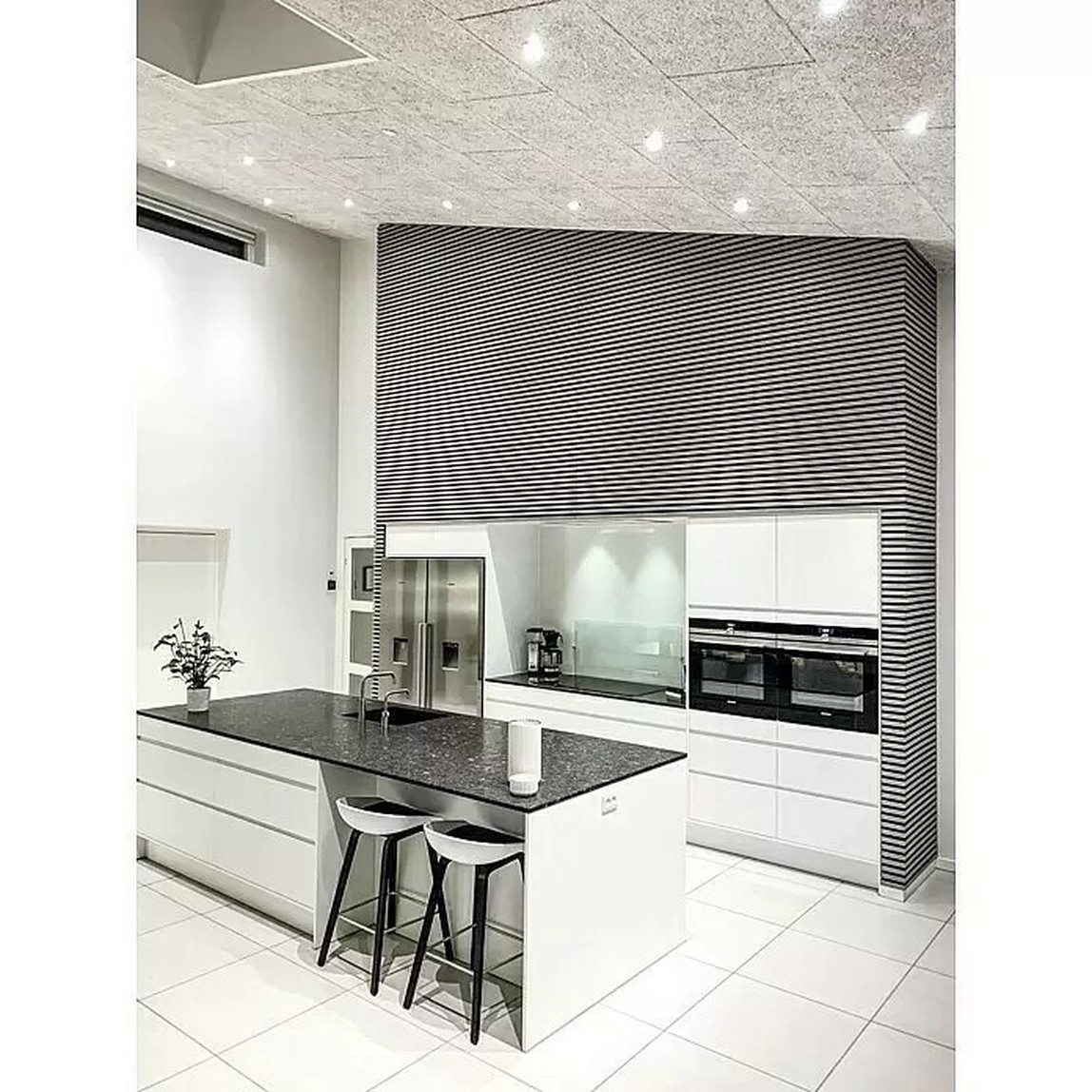    Quanti Dikdörtgen Akustik Duvar Paneli Gri Meşe 52x244x1,8 cm 