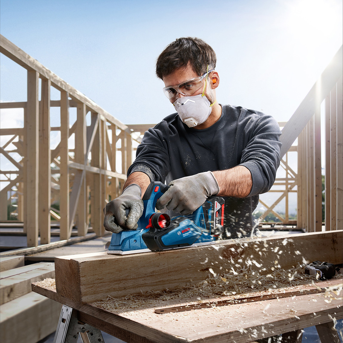    Bosch Profesyonel GHO 185-LI Solo Planya (Akü ve Şarj Cihazı Dahil Değildir.) 