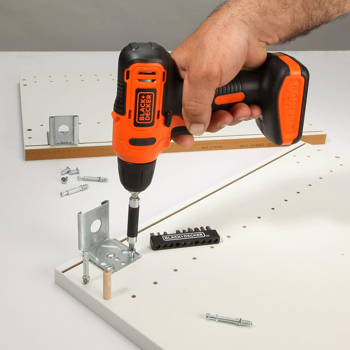    Black&Decker LD12SP-TR Li-ion 12V Akülü Vidalama 