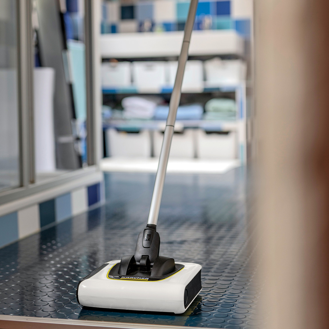    Karcher KB5 Akülü Elektrikli Süpürge 