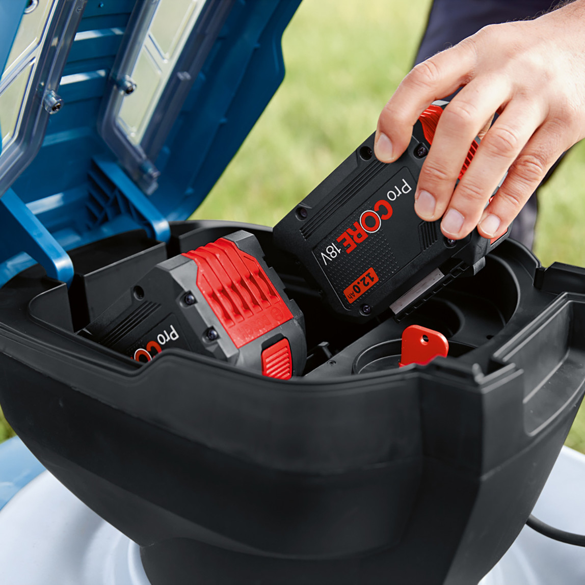    Bosch GRA 18V2-46 Profesyonel Akülü Çim Biçme Makinesi 