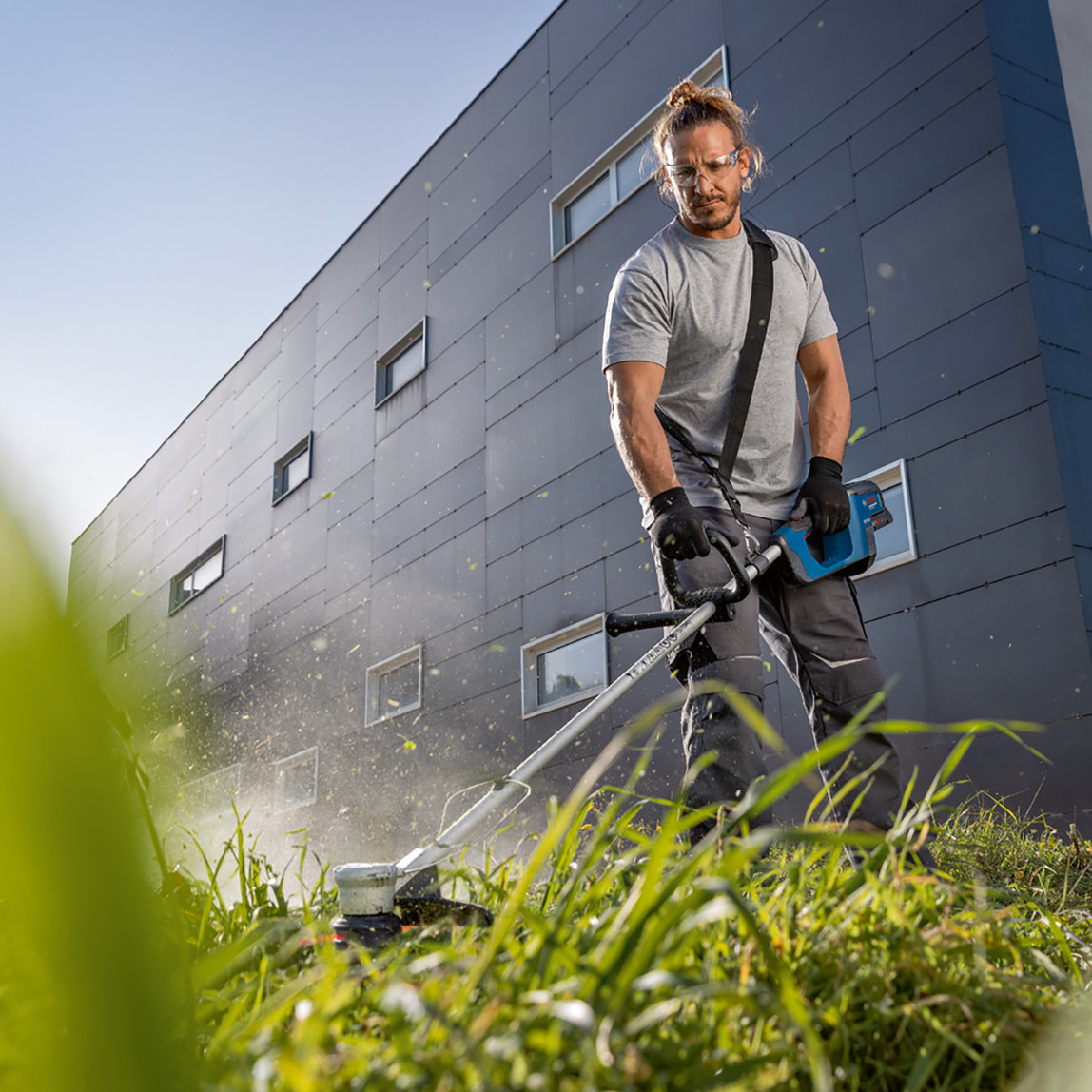    Bosch GRT 18V-33 Professional 33 cm Akülü Kenar Kesme Makinesi 
