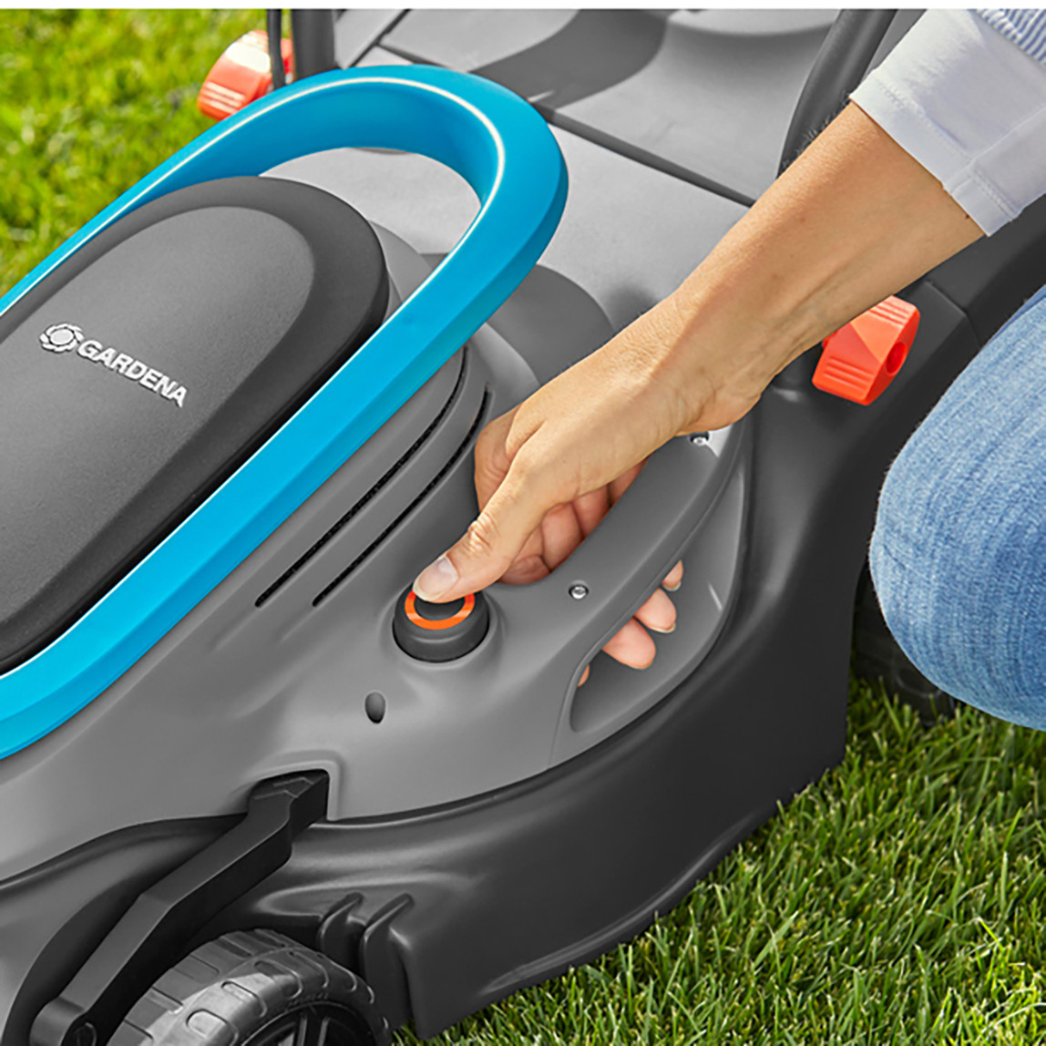    Gardena Powermax 32E Elektrikli Çim Biçme Makinesi 