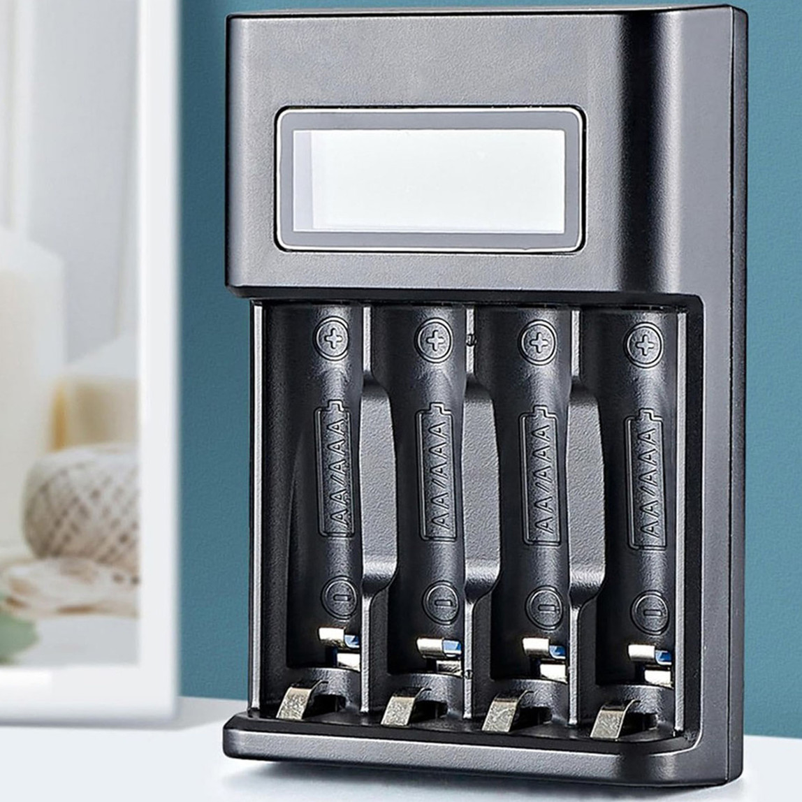    Greentech Pil Şarj Cihazı (Dört Yuvalı) 