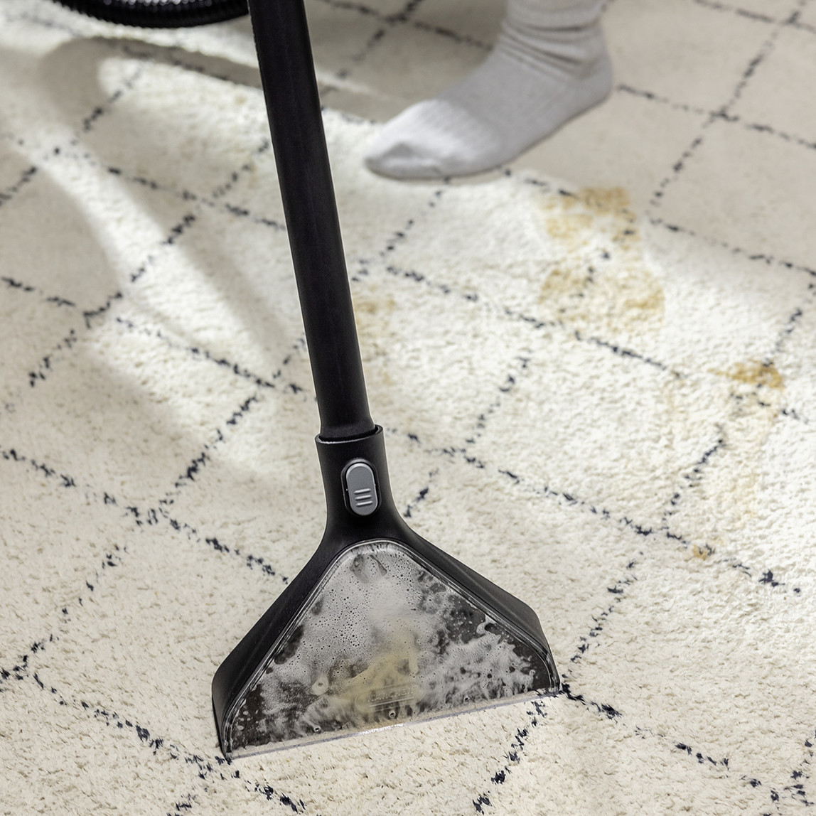    Karcher SE 5 Halı Koltuk Yıkama Makinesi 