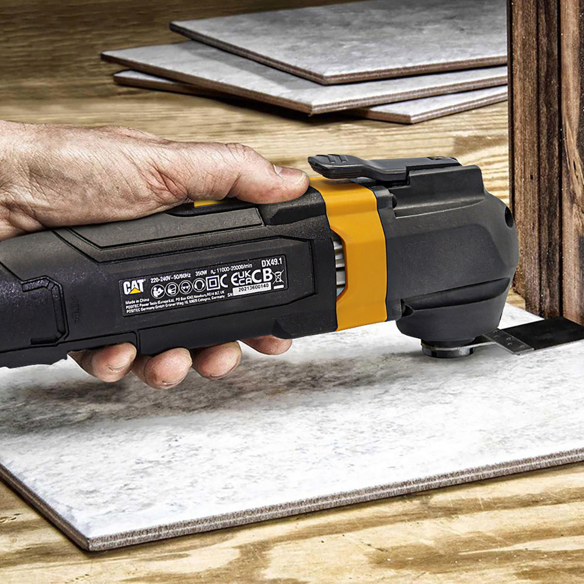    Cat DX49.1 350Watt Profesyonel Çok Amaçlı Devir Ayarlı Kesme Raspalama ve Zımpara 14 Adet Aksesuar 