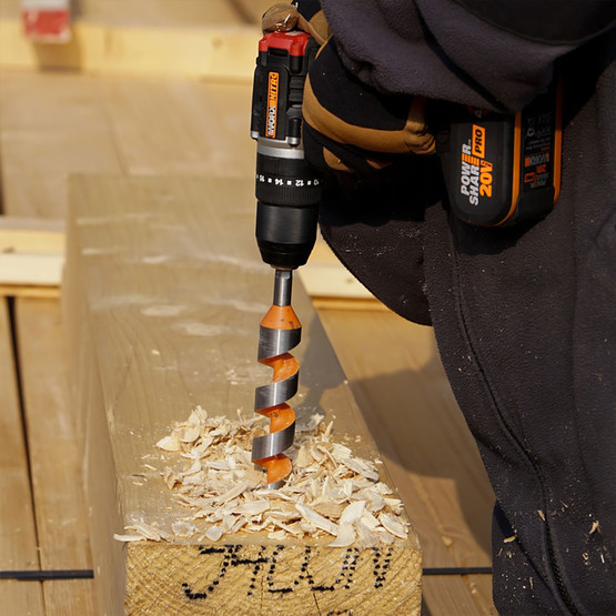 Worx WX925 20Volt/2.0Ah Çift Akülü Kömürsüz Profesyonel Şarjlı Darbeli Matkap + WX265 Kömürsüz Darbeli Tornavida  Seti