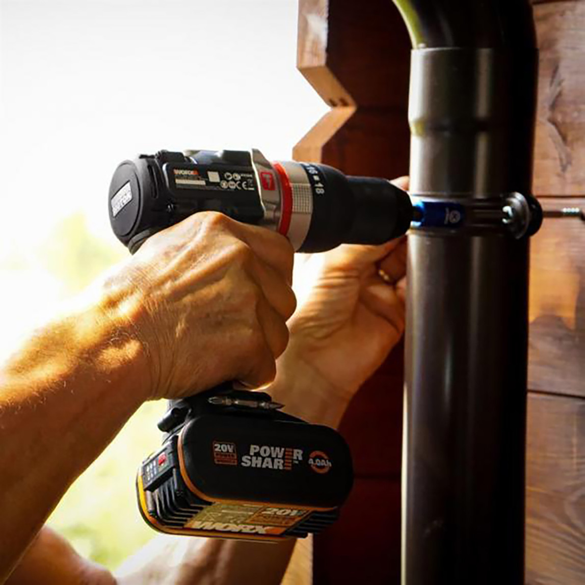    WORX WX354.4 20Volt/4.0Ah Li-ion Çift Akülü Kömürsüz Profesyonel Şarjlı Darbeli Matkap 