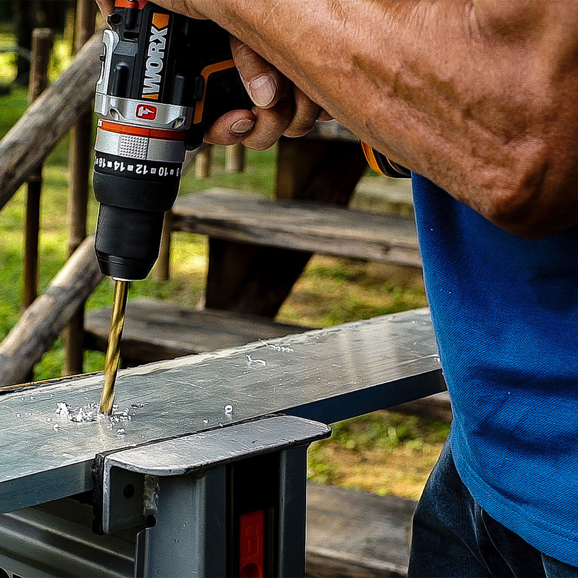    WORX WX354.4 20Volt/4.0Ah Li-ion Çift Akülü Kömürsüz Profesyonel Şarjlı Darbeli Matkap 