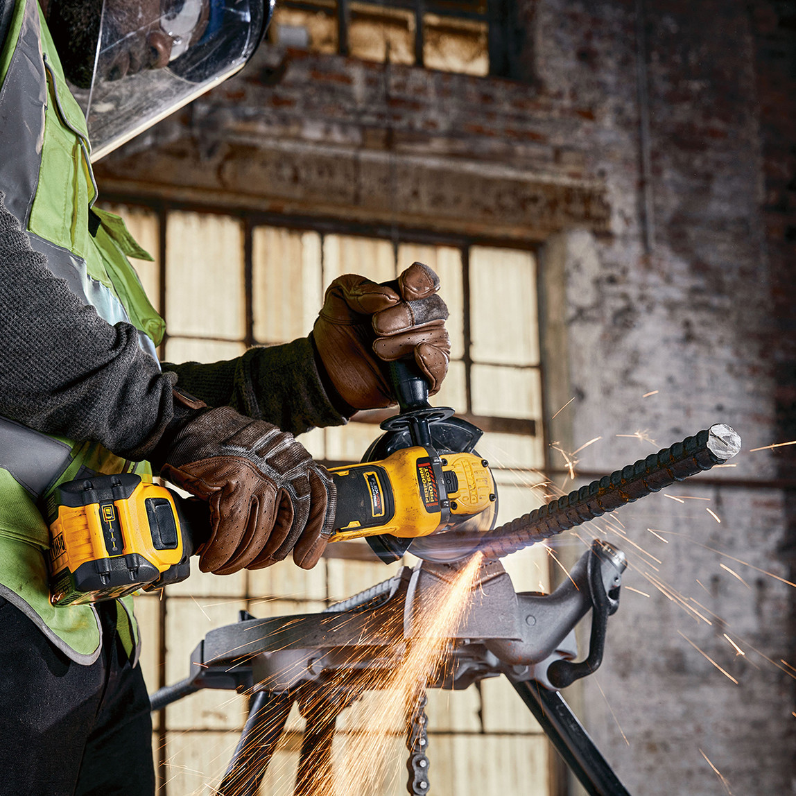    Dewalt DCG409VSNT-XJ 18V Kömürsüz Solo 125 mm Profesyonel Avuç Taşlama Makinesi (Akü ve Şarj Cihazı Dahil Değildir.) 