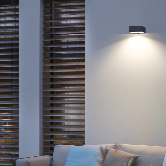 Solar Led Sensörlü Kare Aplik Siyah   