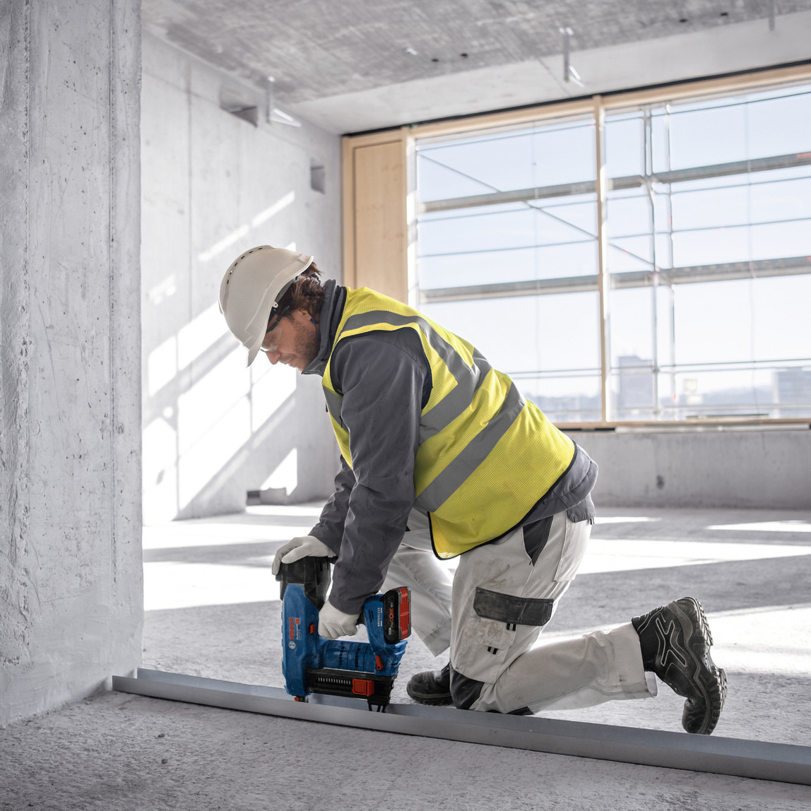    Bosch GNB 18V-38 Aküsüz Çivi Çakma Makinesi 