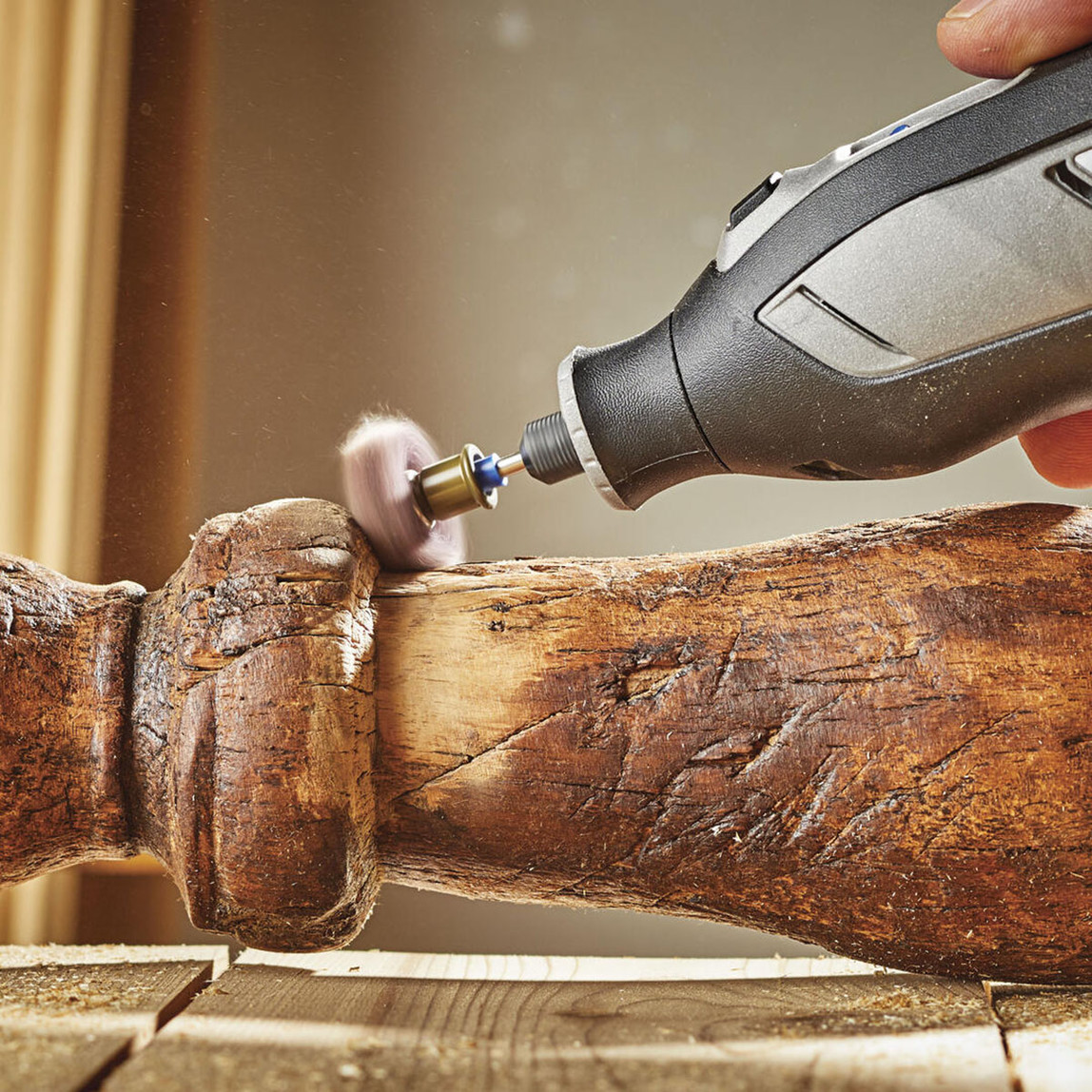    Dremel  8240 (8240-3/45) Çok Amaçlı El Motoru 