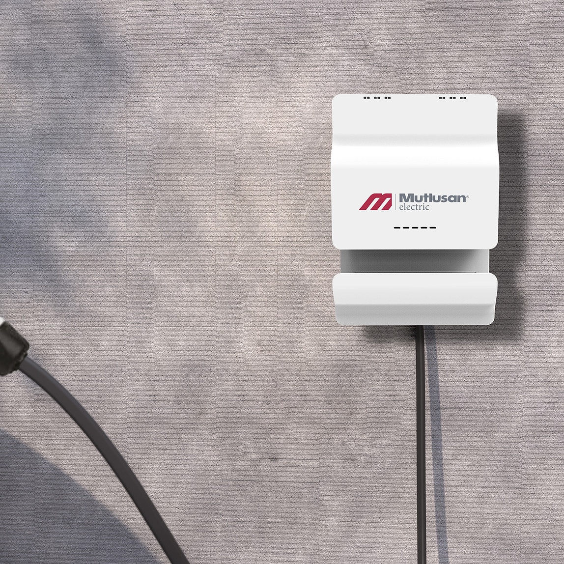    Mutlusan 7Kw 230V Girişli Monofaze Elektrikli Araç Şarj İstasyonu Soketli Rfid Kart Okuyuculu 