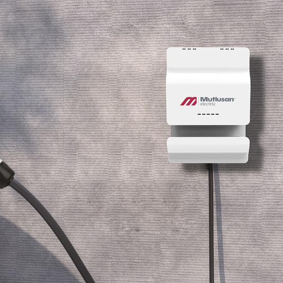 Mutlusan 7Kw 230V Girişli Monofaze Elektrikli Araç Şarj İstasyonu Soketli Rfid Kart Okuyuculu