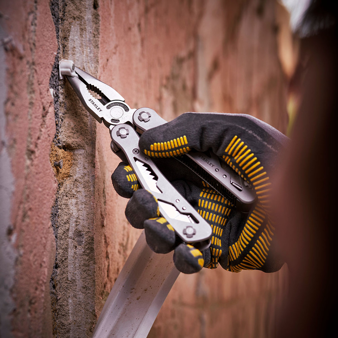    Stanley 12 Parça Aksesuarlı Çok Fonksiyonlu Pense + Bel Taşıma Çantası 