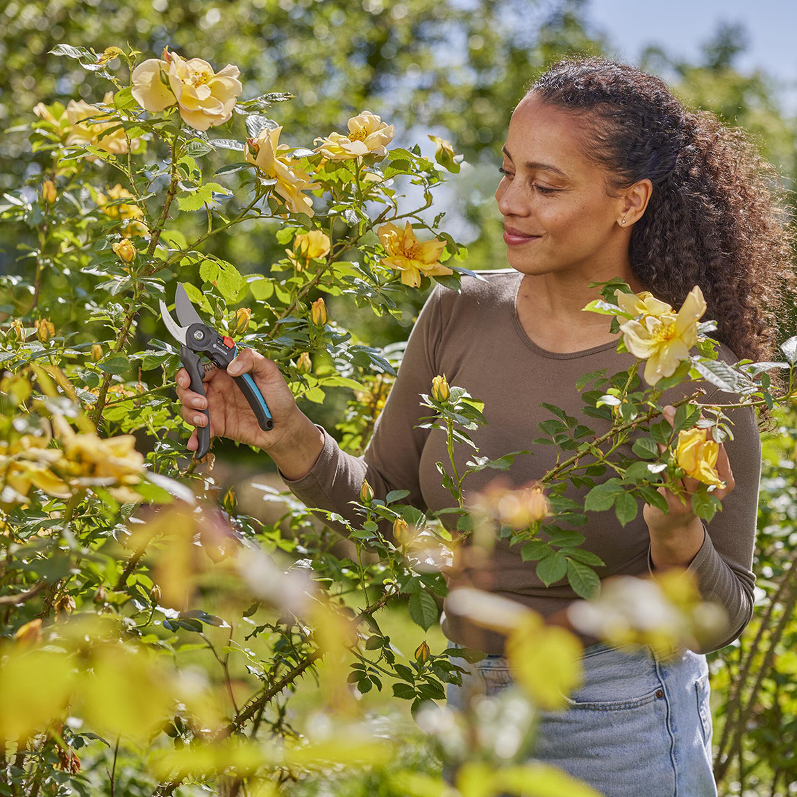    Gardena Budama Makası PremiumCut Flex, Bypass, Bahçe Budama Makası 24 mm (12242-20) 