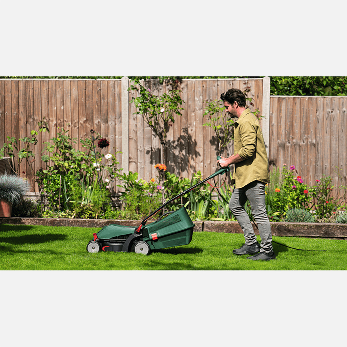    Bosch UNIVERSALROTAK34-405 -EASYGRASS Çim Biçme Seti (Çim Biçme Makinesi + Kenar Kesme Makinesi) 