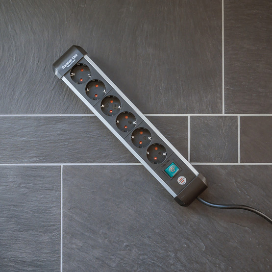 Brennenstuhl Premium Line 6'lı Anahtarlı Priz 3m
